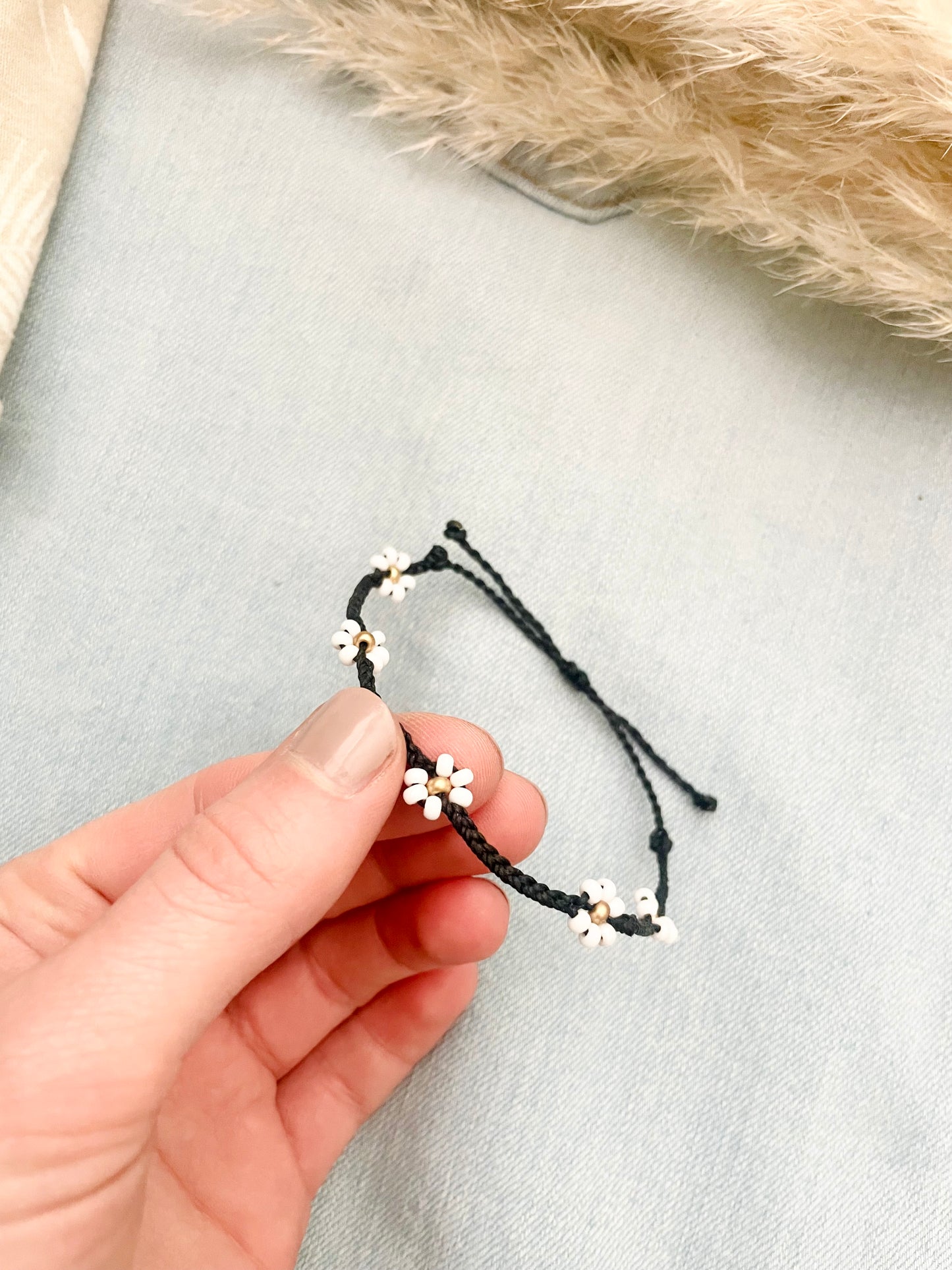Adjustable Braided Daisy Flower Bracelets, Floral Bracelets for Women, Cord Bracelet