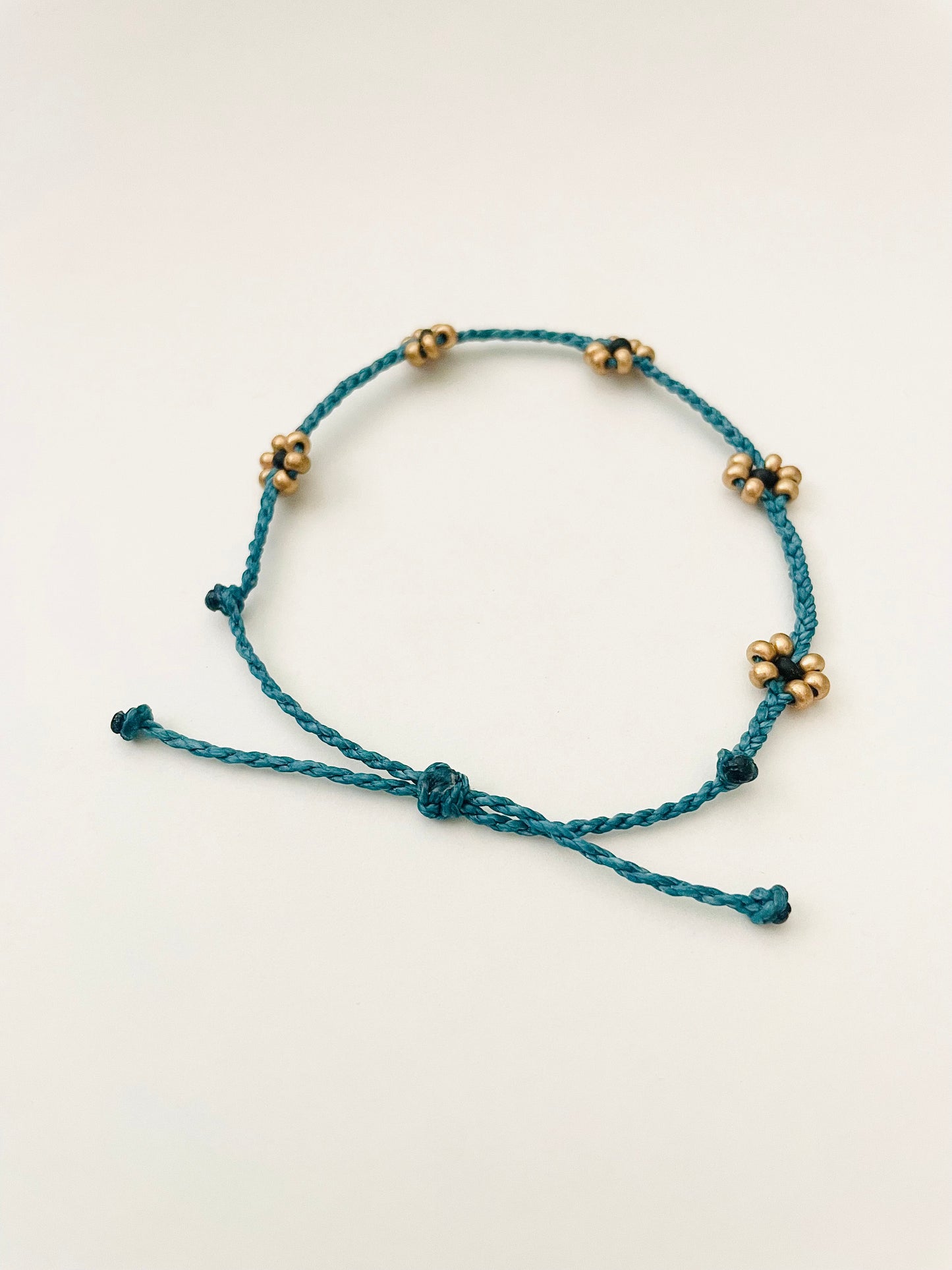 Teal Adjustable Braided Daisy Flower Bracelet, Floral Bracelets for Women, Cord Bracelet