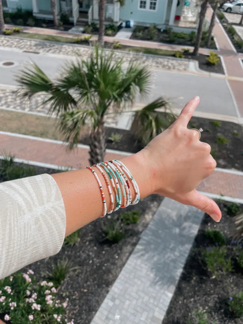 Dainty Seed Bead Stretch Bracelets for Women, Patterned Beaded Bracelets, Minimalist Tiny Bead Bracelets, Beachy Jewelry