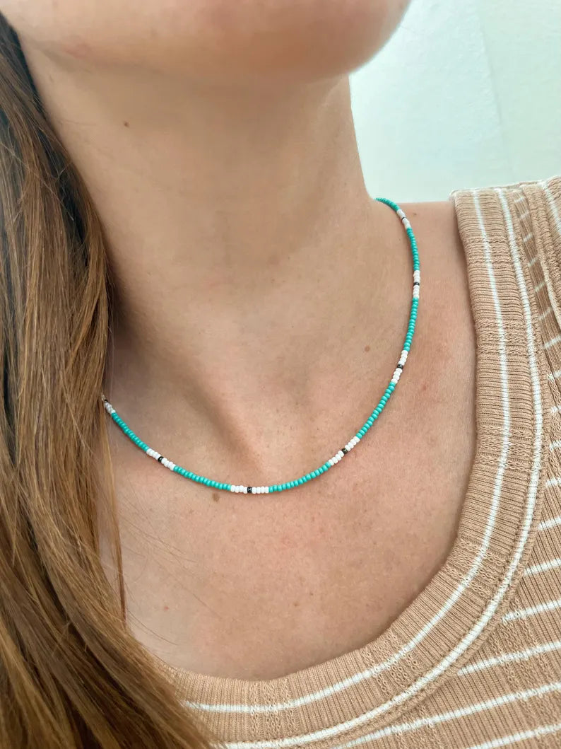 Beaded Surfer Necklace Seed Bead Necklace Colorful Beach Jewelry for Women Dainty Boho Summer Necklace Handmade Layering Jewelry Surfer Girl