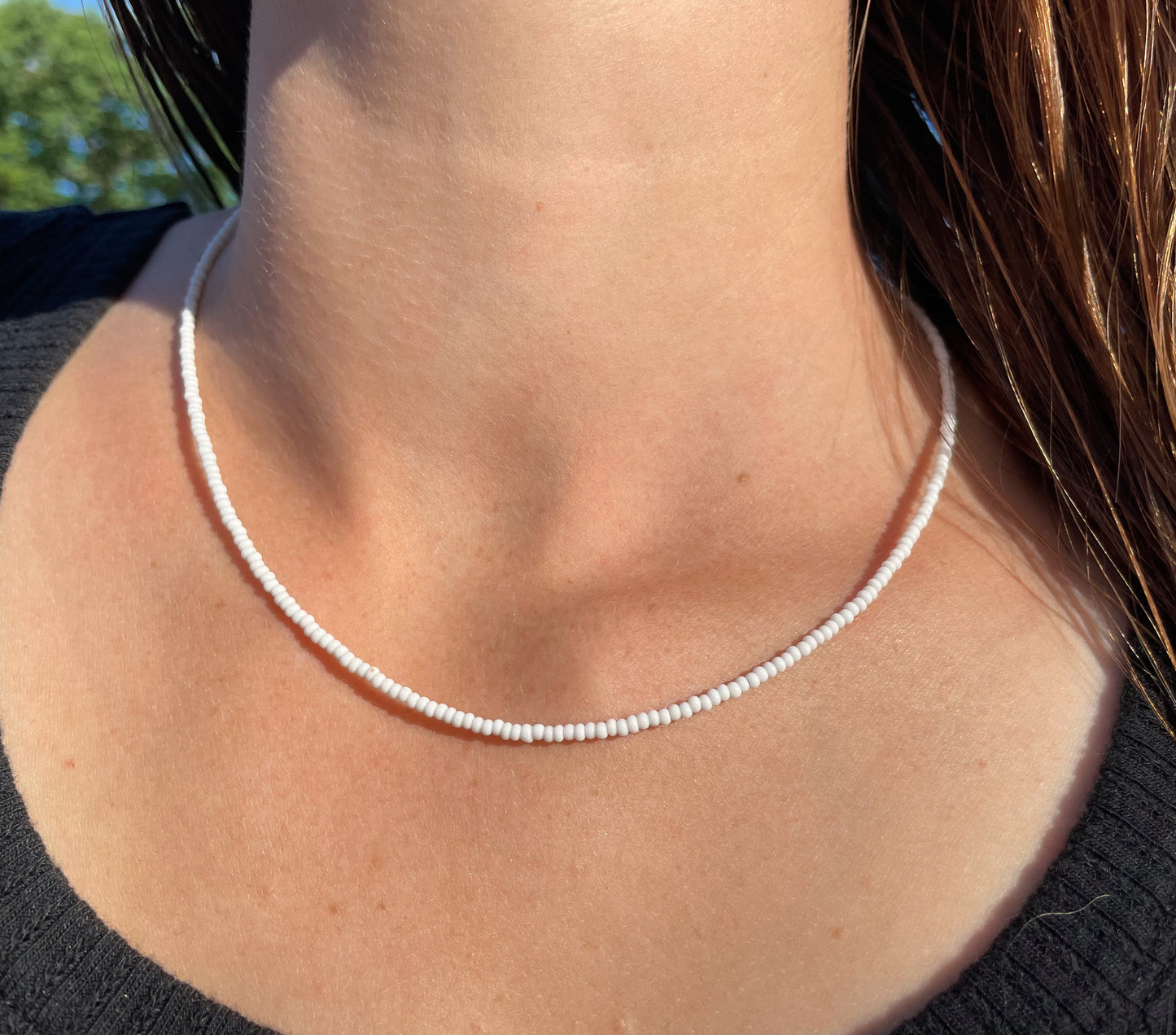 Surfer Girl Necklace White Seed Bead Necklace Beach Necklace for Women Dainty Boho Summer Jewelry Handmade Simple Layering Necklace