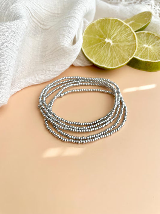 Minimalist Beaded Silver Stretch Bracelet Seed Bead Bracelet Simple Jewelry Layering Dainty Bracelet Lightweight Jewelry Gift Idea