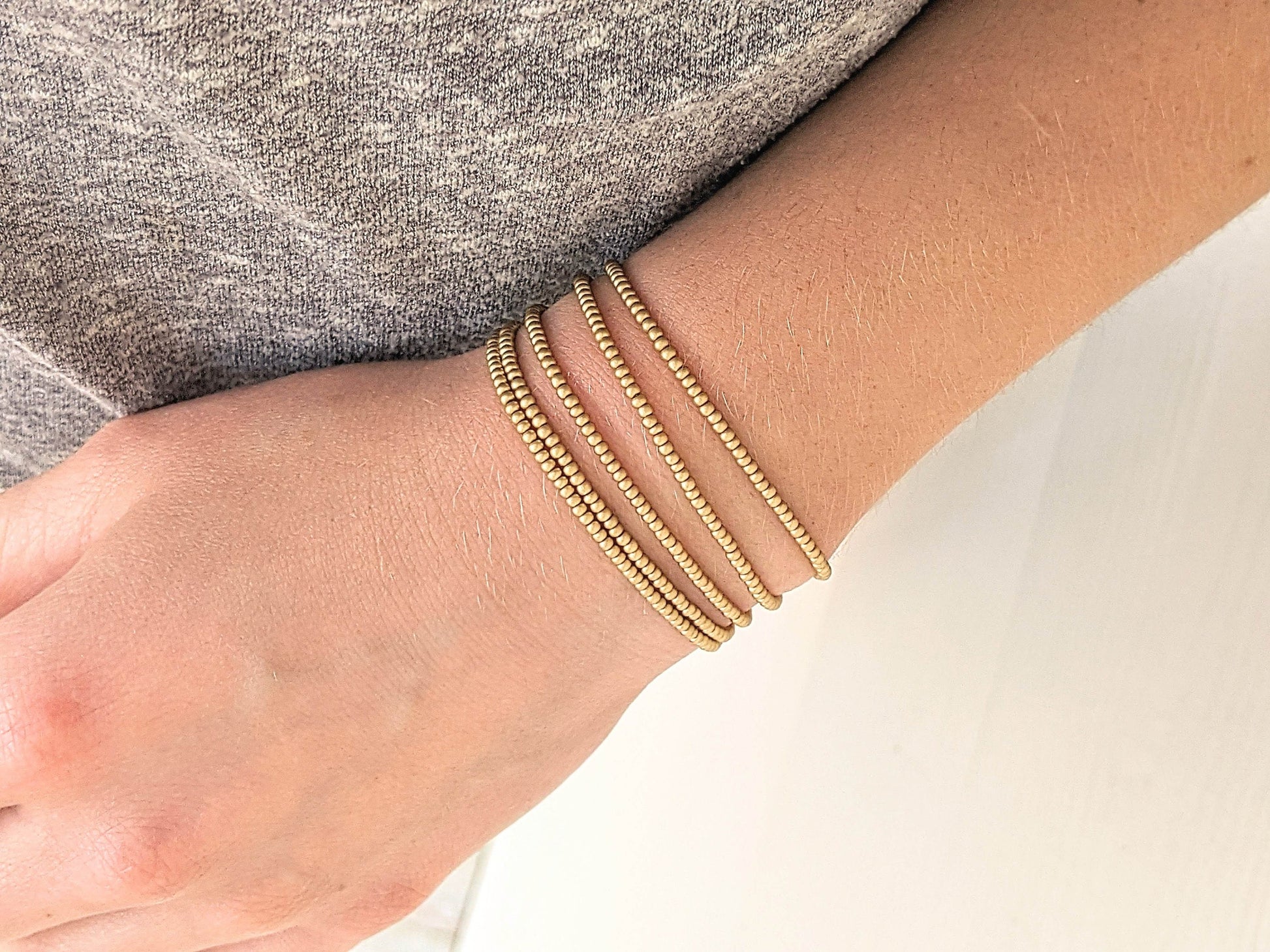 Minimalist Beaded Bracelet, Seed Bead Bracelet, Gold Bead Bracelet, Dainty Stretch Bracelet, Small Beaded Bracelet, Stacking Bracelets