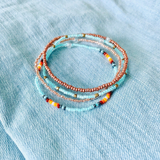 Stretch Bracelet Set, Seed Bead Bracelet, Bracelet Stack, Beach Bracelet, Minimalist Beaded Bracelet, Small Beaded Bracelet, Dainty Bracelet