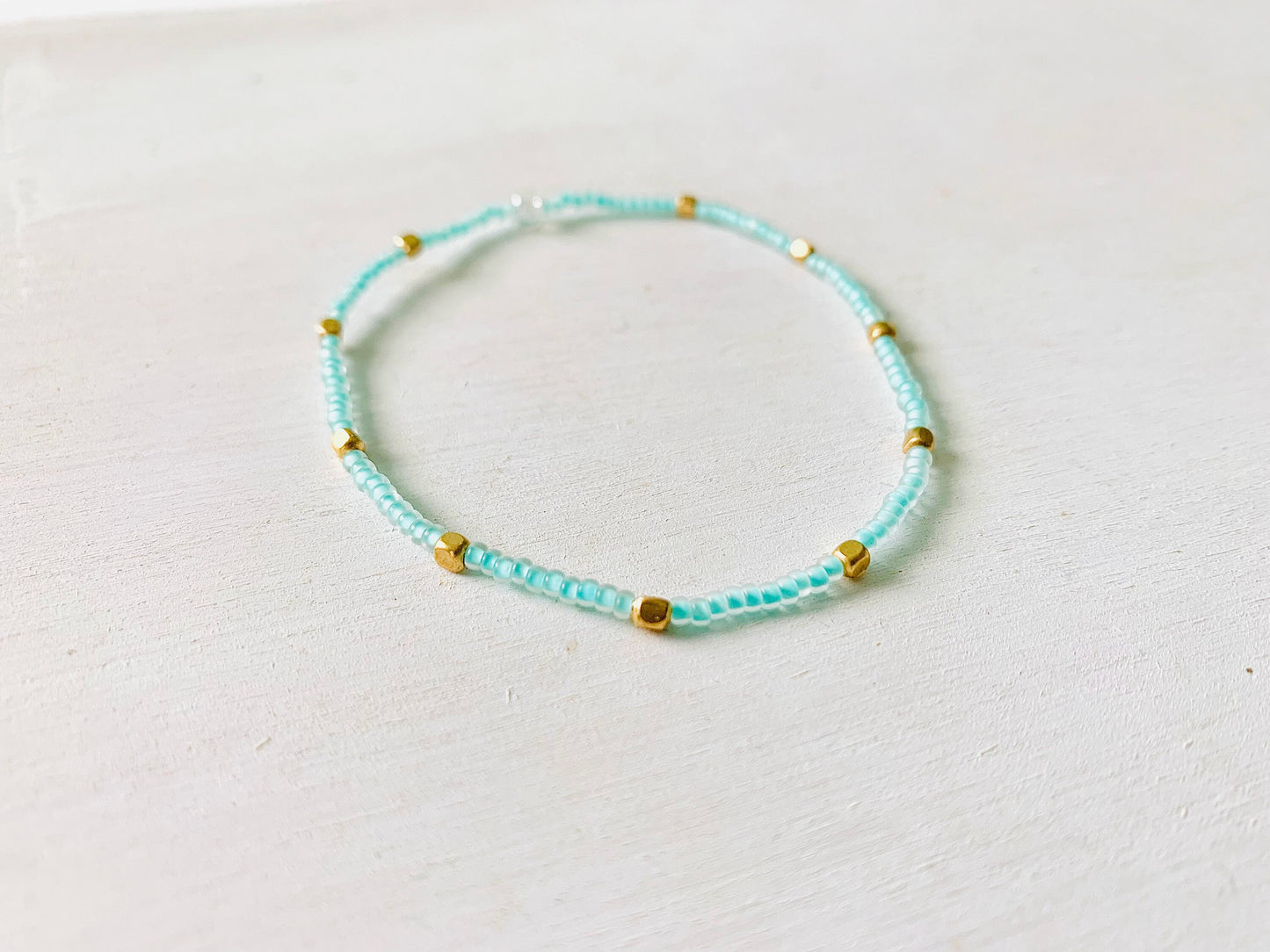 Stretch Bracelet Set, Seed Bead Bracelet, Bracelet Stack, Beach Bracelet, Minimalist Beaded Bracelet, Small Beaded Bracelet, Dainty Bracelet