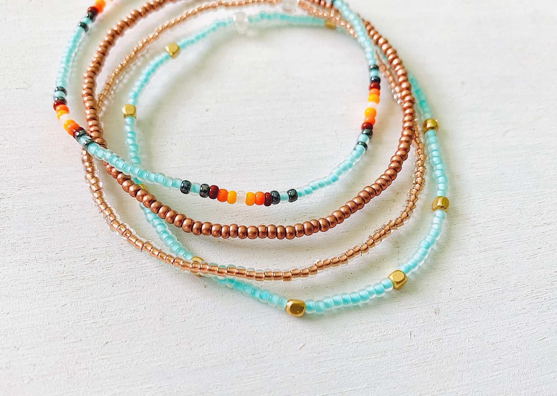 Stretch Bracelet Set, Seed Bead Bracelet, Bracelet Stack, Beach Bracelet, Minimalist Beaded Bracelet, Small Beaded Bracelet, Dainty Bracelet