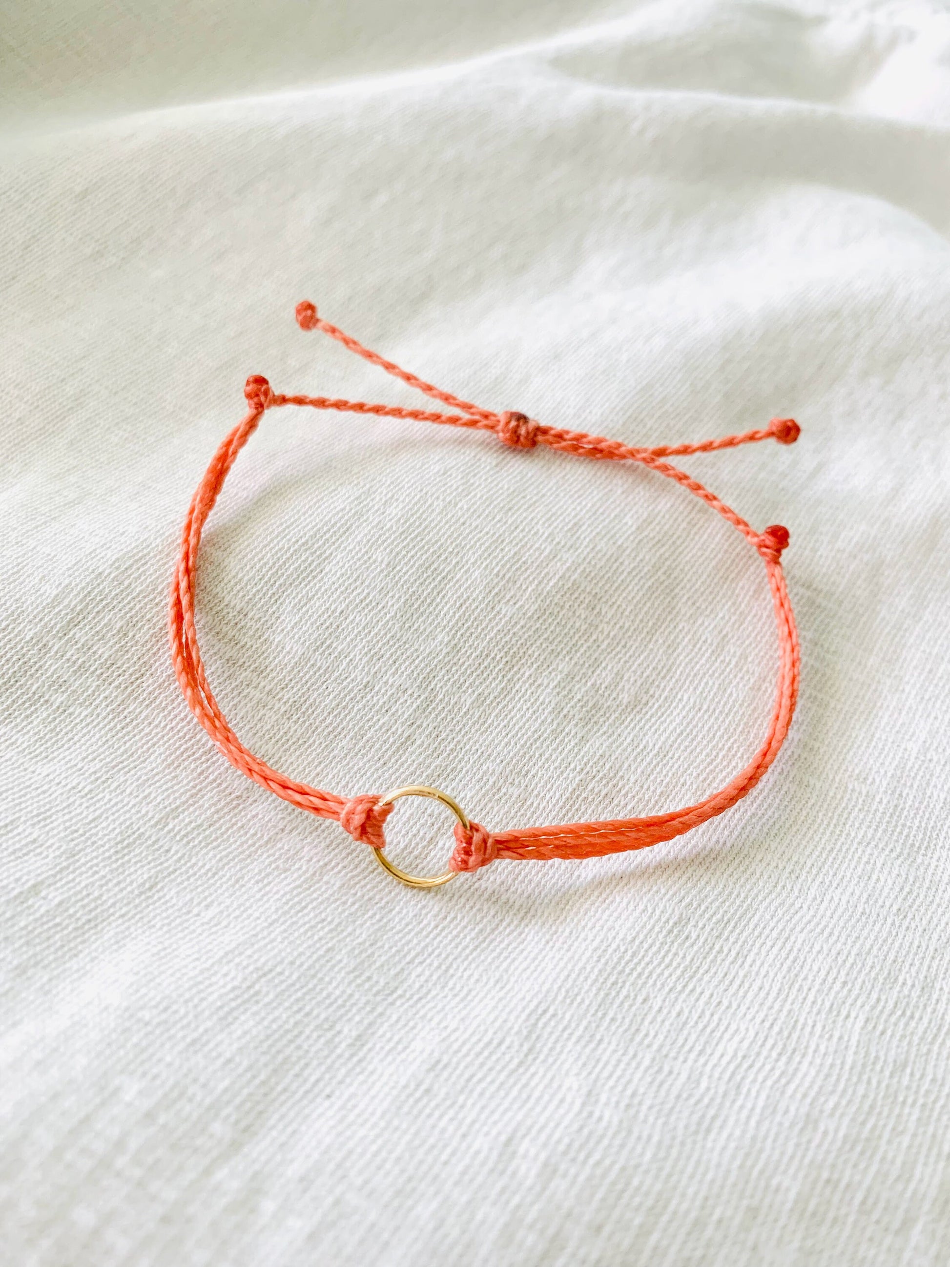 Circle Bracelet, String Bracelet, Handmade Jewelry, Surfer Bracelet, Waterproof Bracelet, Adjustable Bracelet