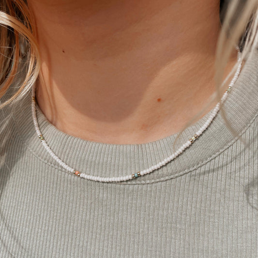 Simple Gold Tiny Layering Necklace Beige Natural Color Dainty Bead Choker Minimalist Colorful Jewelry for Everyday Wear Womens Birthday Gift
