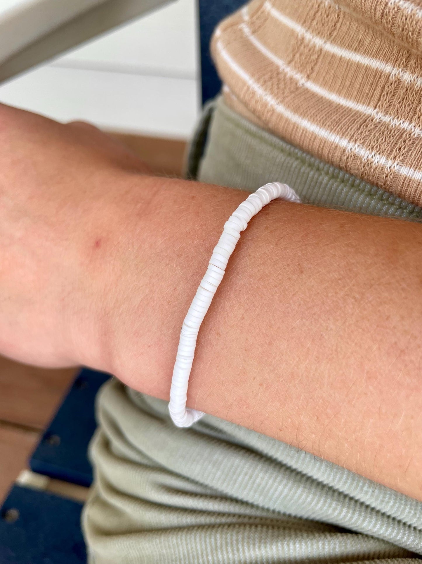 Heishi Bead Bracelet White Simple Beaded Bracelet Beachy 3mm Beaded Bracelet Surfer Bead Bracelet for Women Handmade Jewelry Neutral