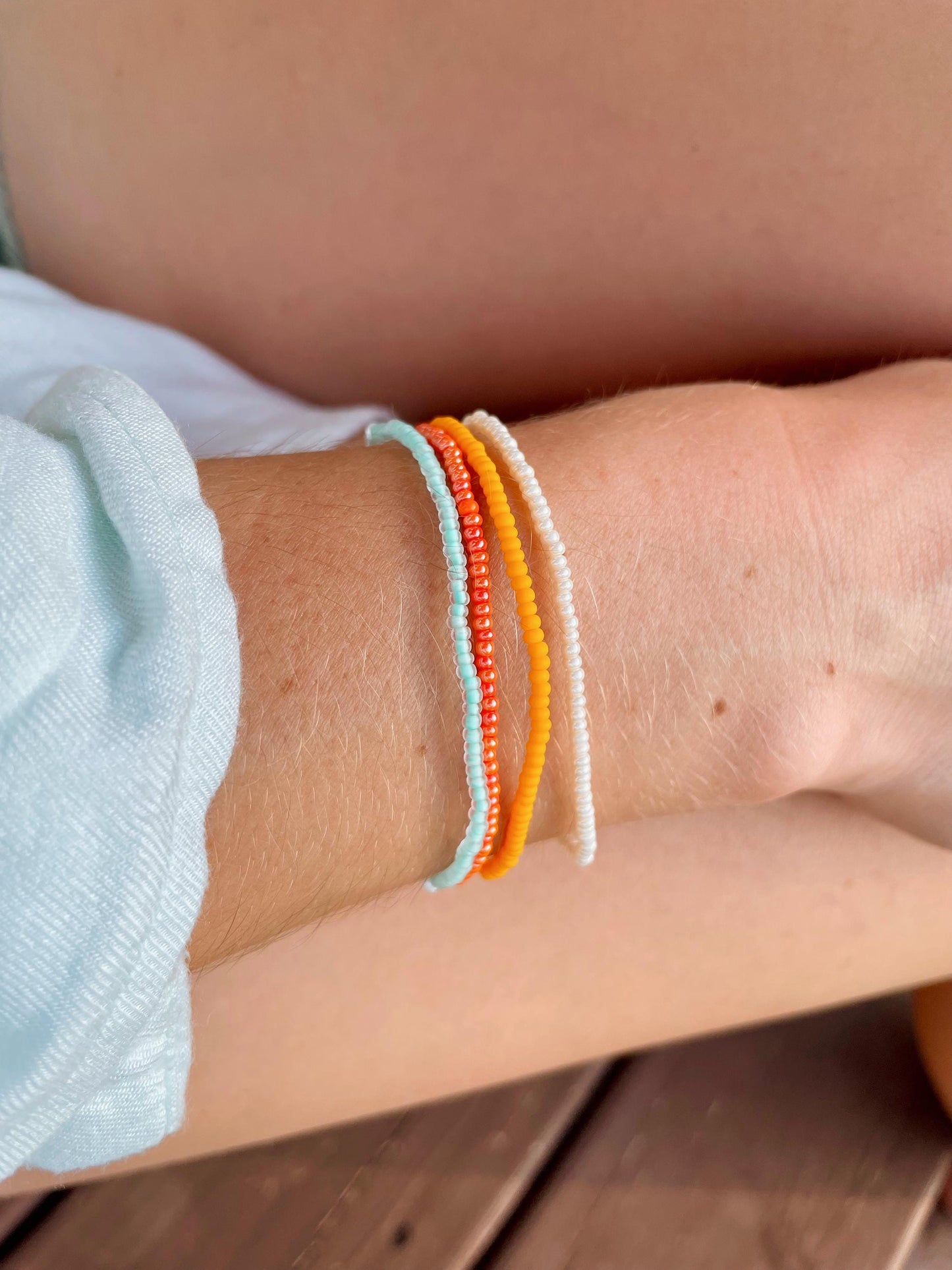 Vibrant Beach Bracelet Set Seed Bead Stretch Bracelets for Women Colorful Summer Bracelets Coastal Jewelry for Travel Layering Bracelet