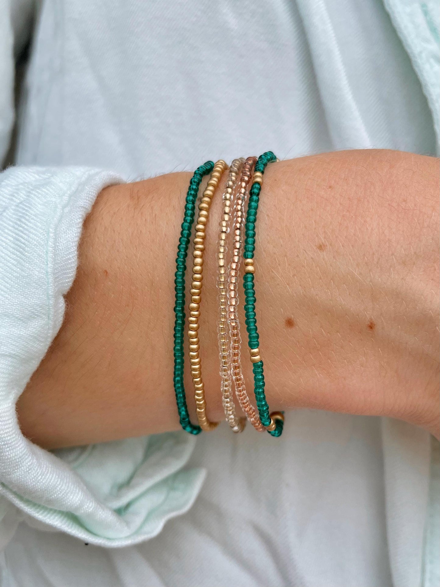 Seed Bead Bracelet Set Dainty Green and Gold Stretch Bracelet Stackable Women Custom Size Bracelet Petite Layering Bracelet Gift Elegant Set
