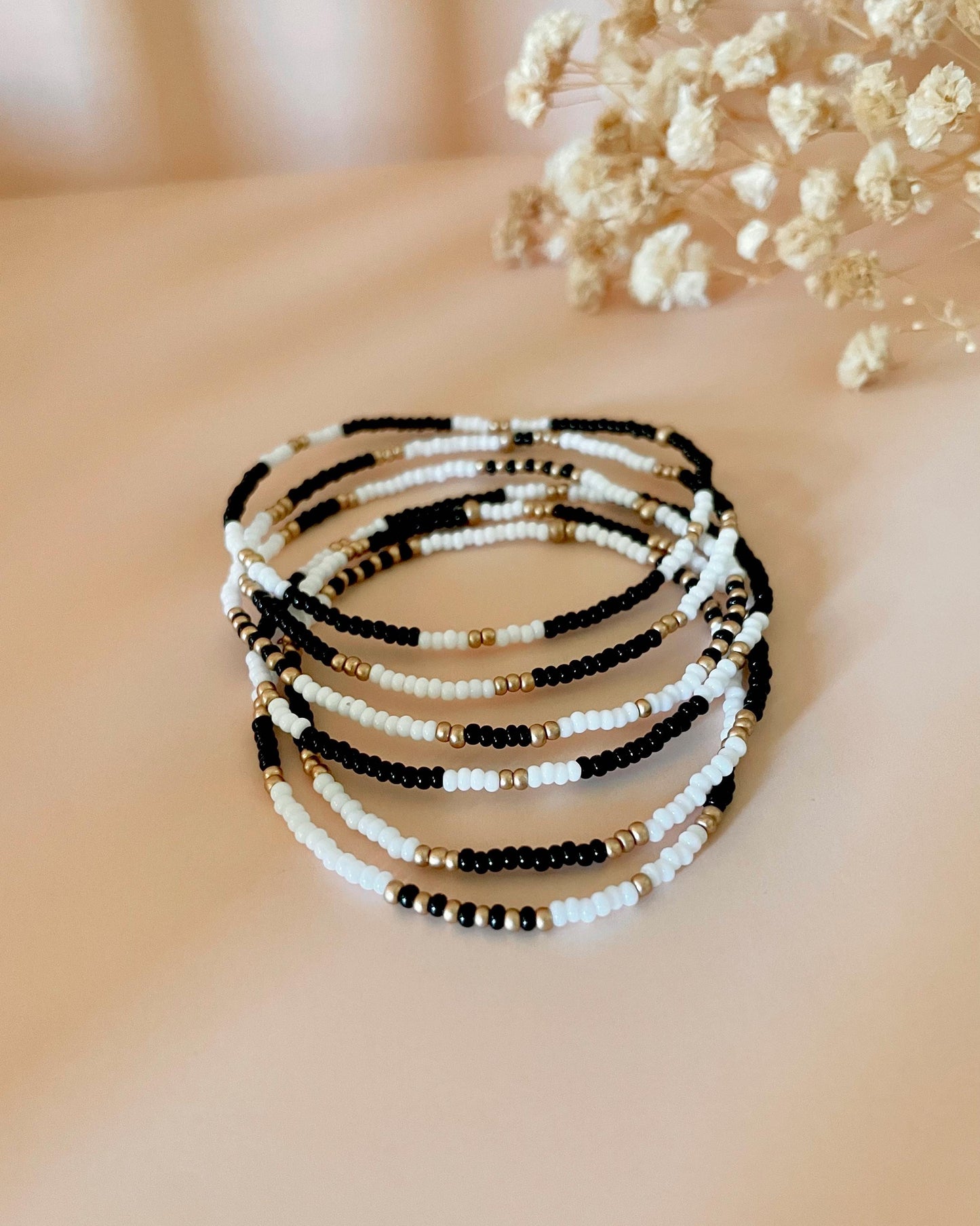 School Spirit College Friends Sorority Sisters Friendship Bracelets Black and Gold School Spirit Jewelry Dainty Beaded Matching Bracelets