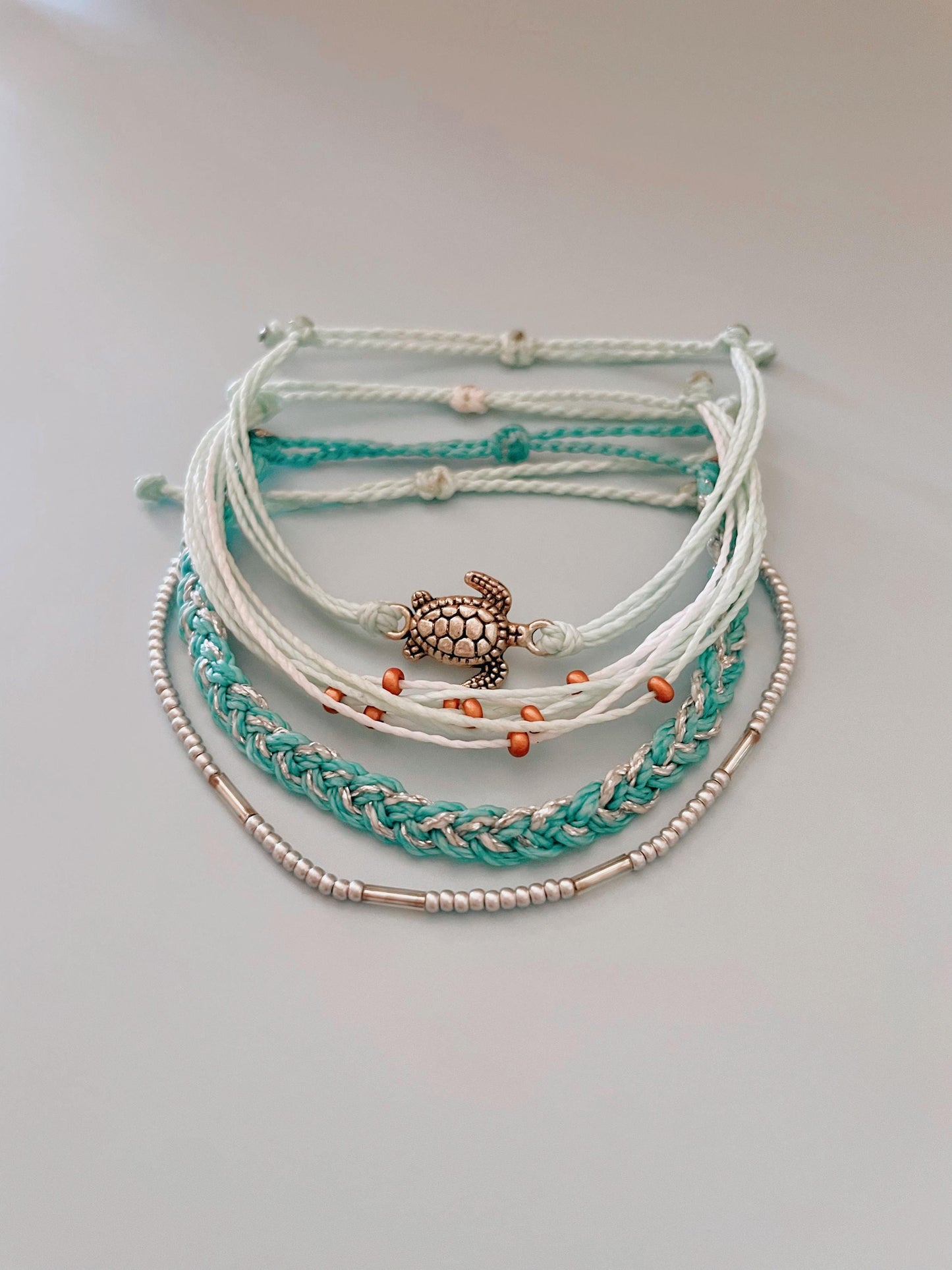 Beach Bracelet Set Adjustable String Turtle Charm Ocean Theme Braided Beaded Summer Bracelet Turquoise Coastal Style Design Vacation Jewelry