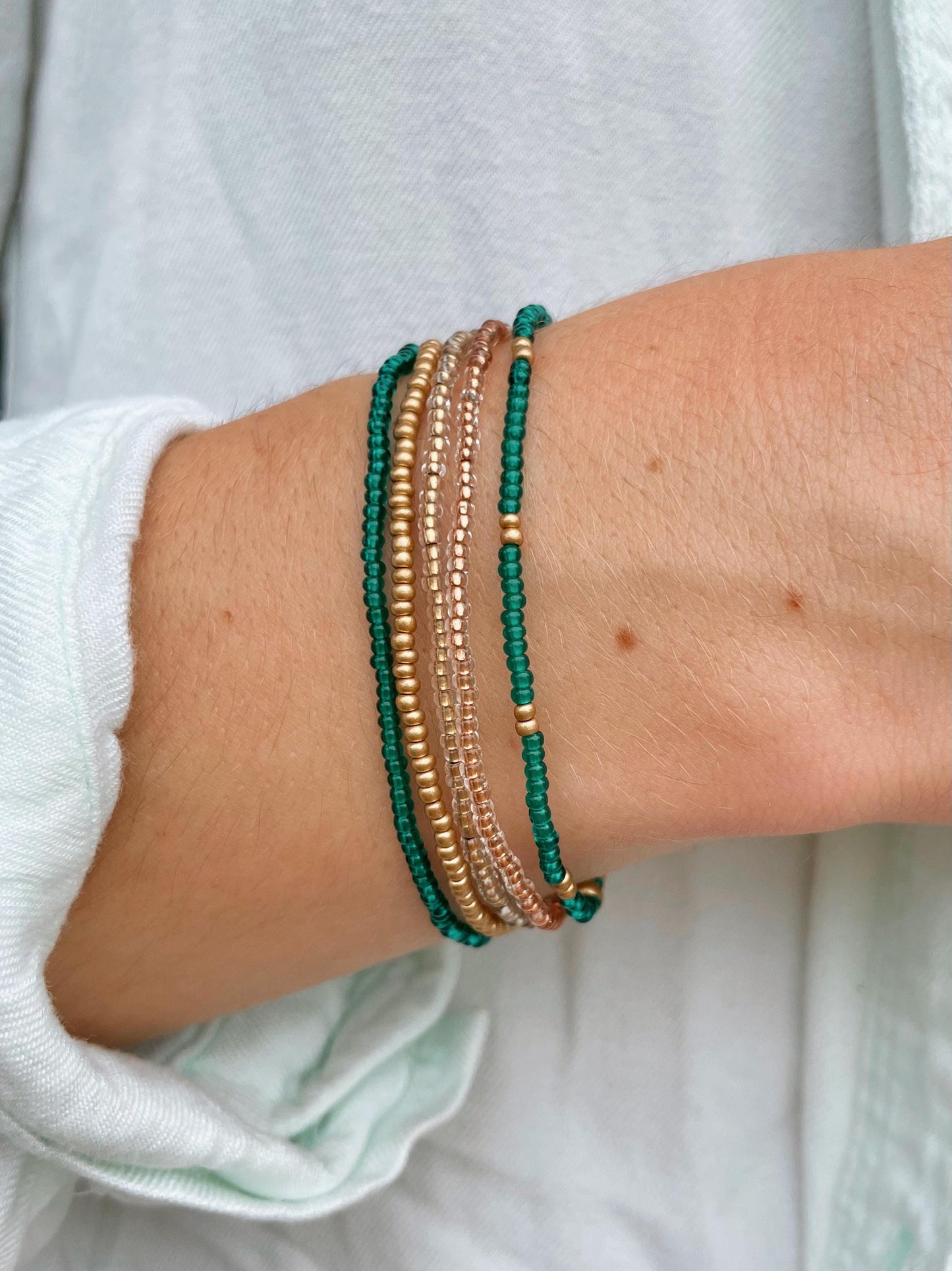 Emerald Green and Gold Beaded Bracelet Set Stretchy Tiny Bead Bracelet Minimalist Jewelry for Bridesmaids Gift Elegant Bracelet Stack Dainty