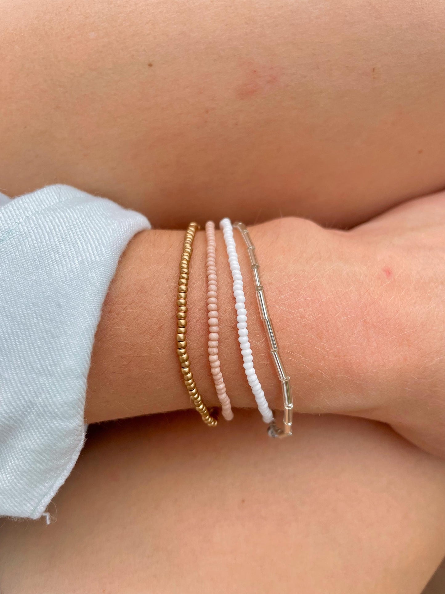 Small Beaded Stretch Bracelet Set Tiny Seed Bead Bracelet Stack for Women Everyday Jewelry for Work Minimalist Elastic Bracelets Boho Dainty
