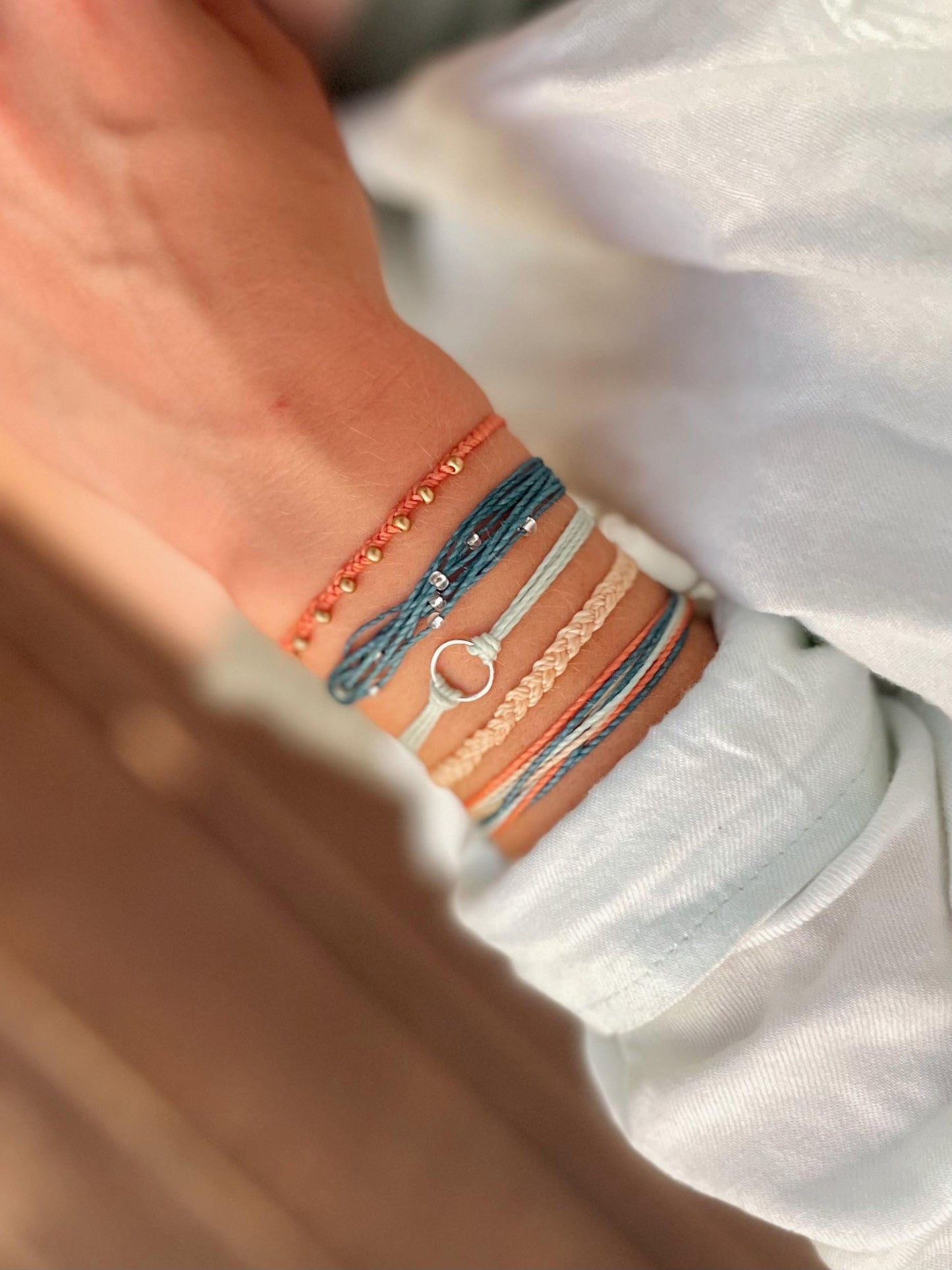 Boho Surfer Bracelet Set Friendship Adjustable Beachy Bracelet Stack Colorful Braided Summer Jewelry Wax String Bracelet Festival Accessory