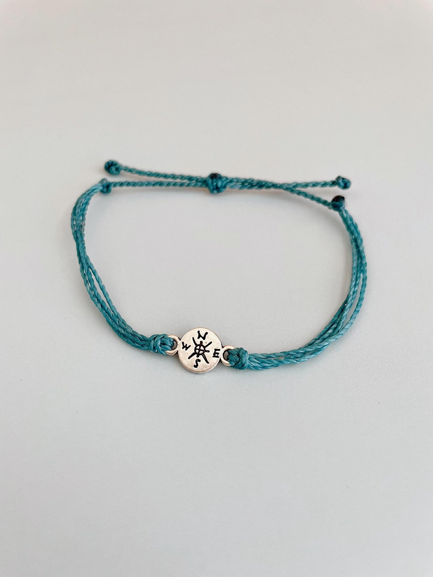 Waterproof Friendship Bracelet Compass Charm Nautical Accessory Everyday Style Boho Jewelry Gift Idea Travel Companion Wrist Bands Teal