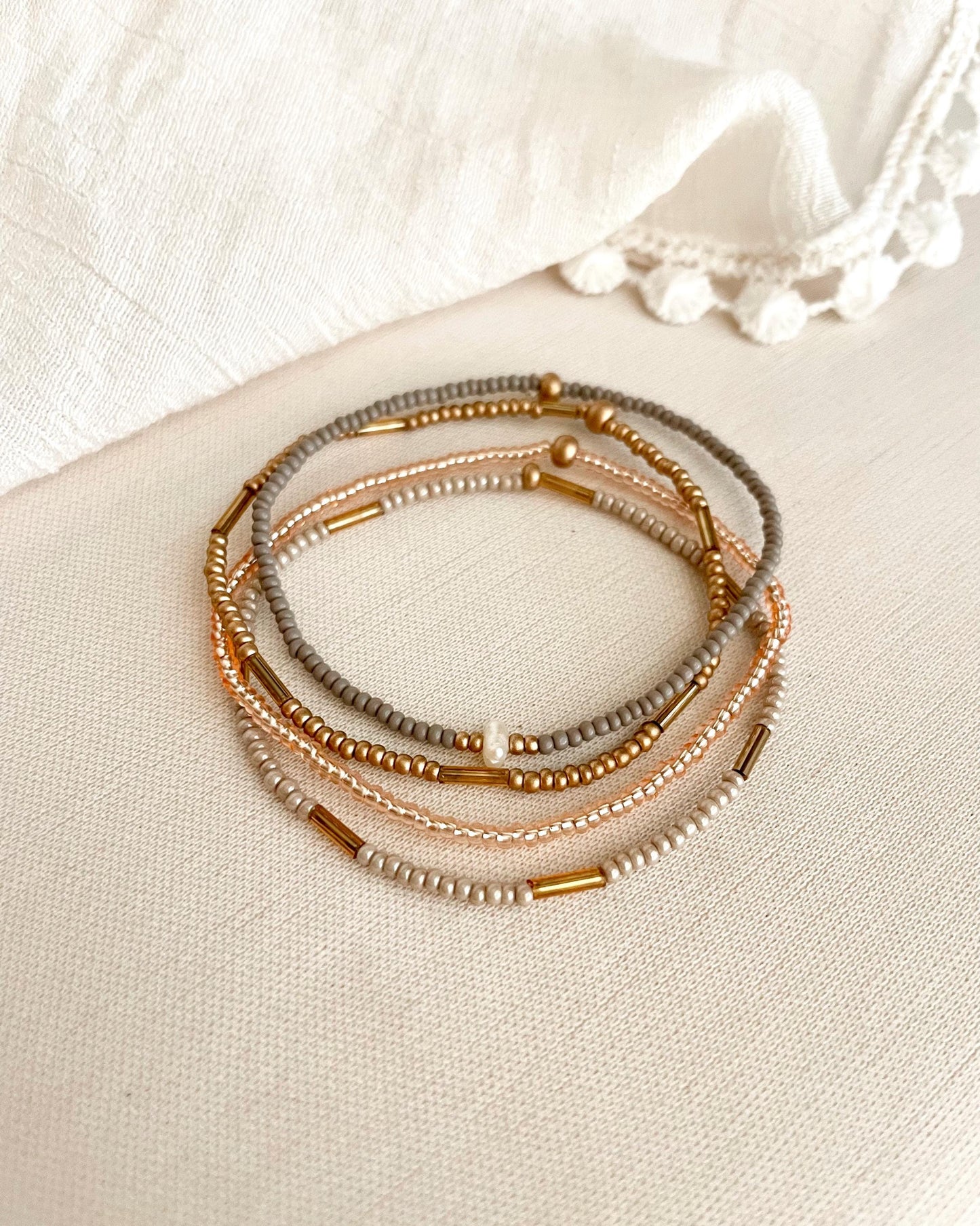 Bohemian Bracelet Stack for Women Dainty Gray Beaded Bracelet Set Minimalist Bead Stretch Bracelet Stackable Jewelry Gift Idea for Friend