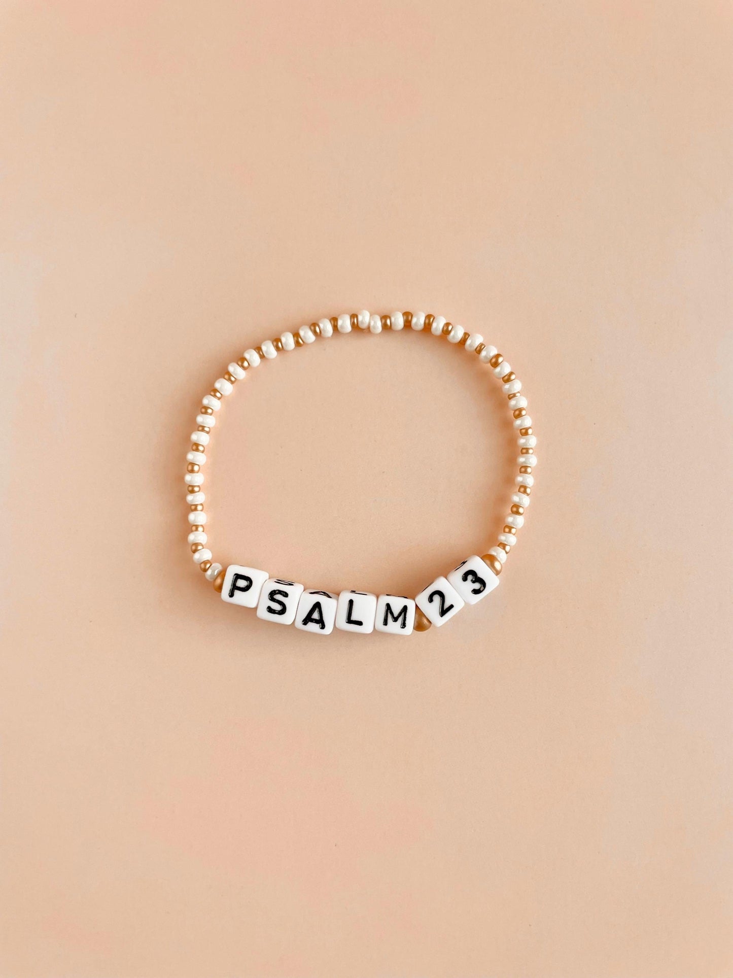 Custom Bible Verse Bracelet Christian Jewelry Gift Idea Personalized Beaded Accessory White Gold Scripture Text Beaded Bracelet Lightweight