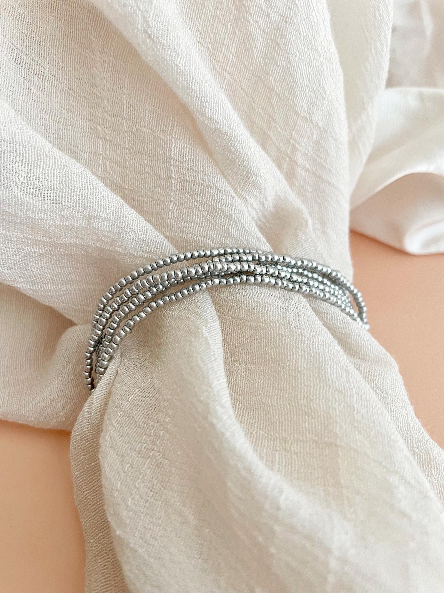 Minimalist Beaded Silver Stretch Bracelet Seed Bead Bracelet Simple Jewelry Layering Dainty Bracelet Lightweight Jewelry Gift Idea for Mom