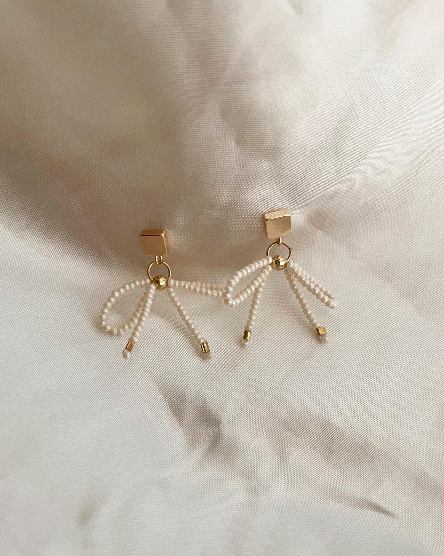 Beaded Bow Earrings 18k Gold Filled Dangle Earrings Minimalist Jewelry Christmas Gift Idea for Daughter Dangle Bow Earrings Tiny Pearl