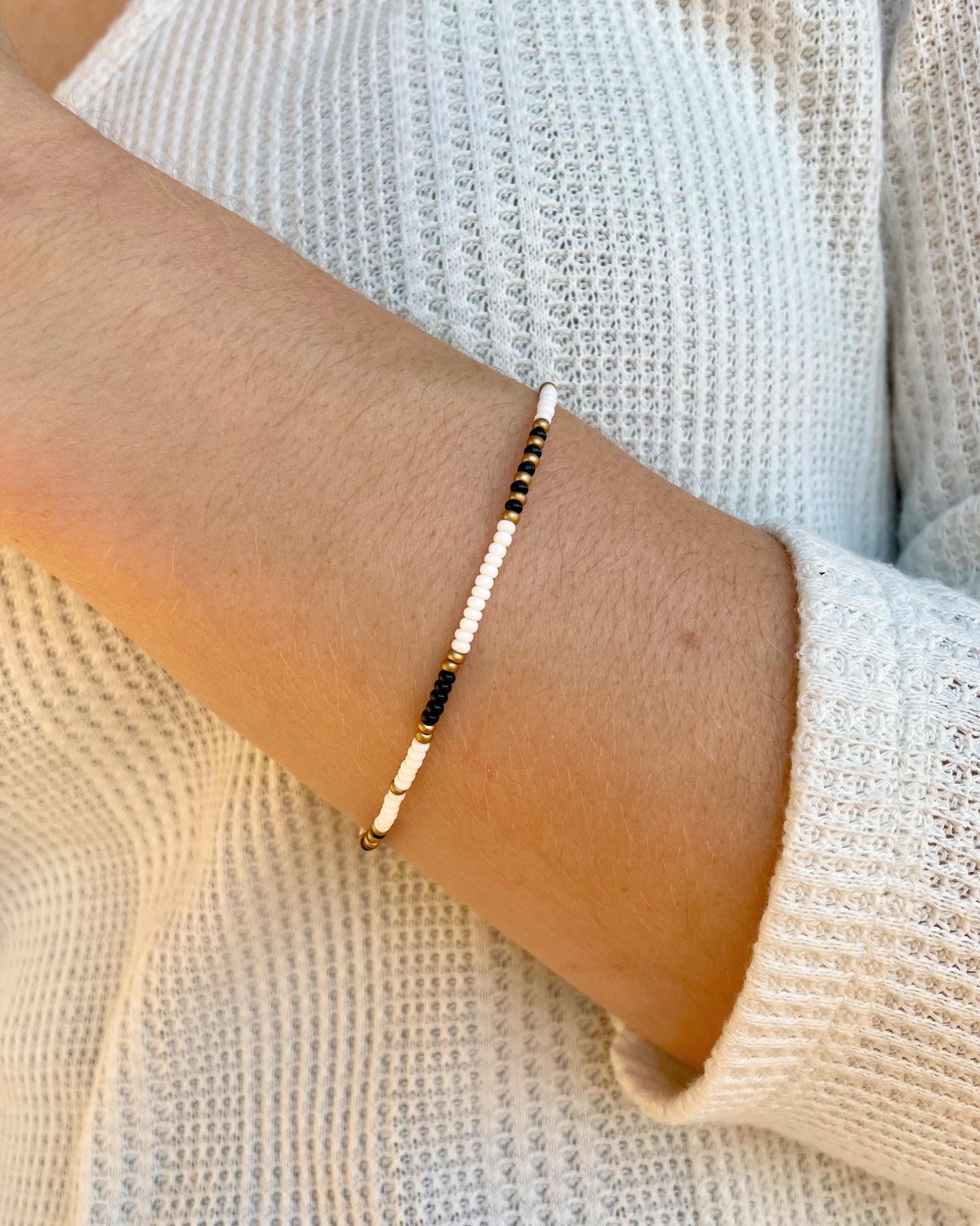 School Spirit College Friends Sorority Sisters Friendship Bracelets Black and Gold School Spirit Jewelry Dainty Beaded Matching Bracelets