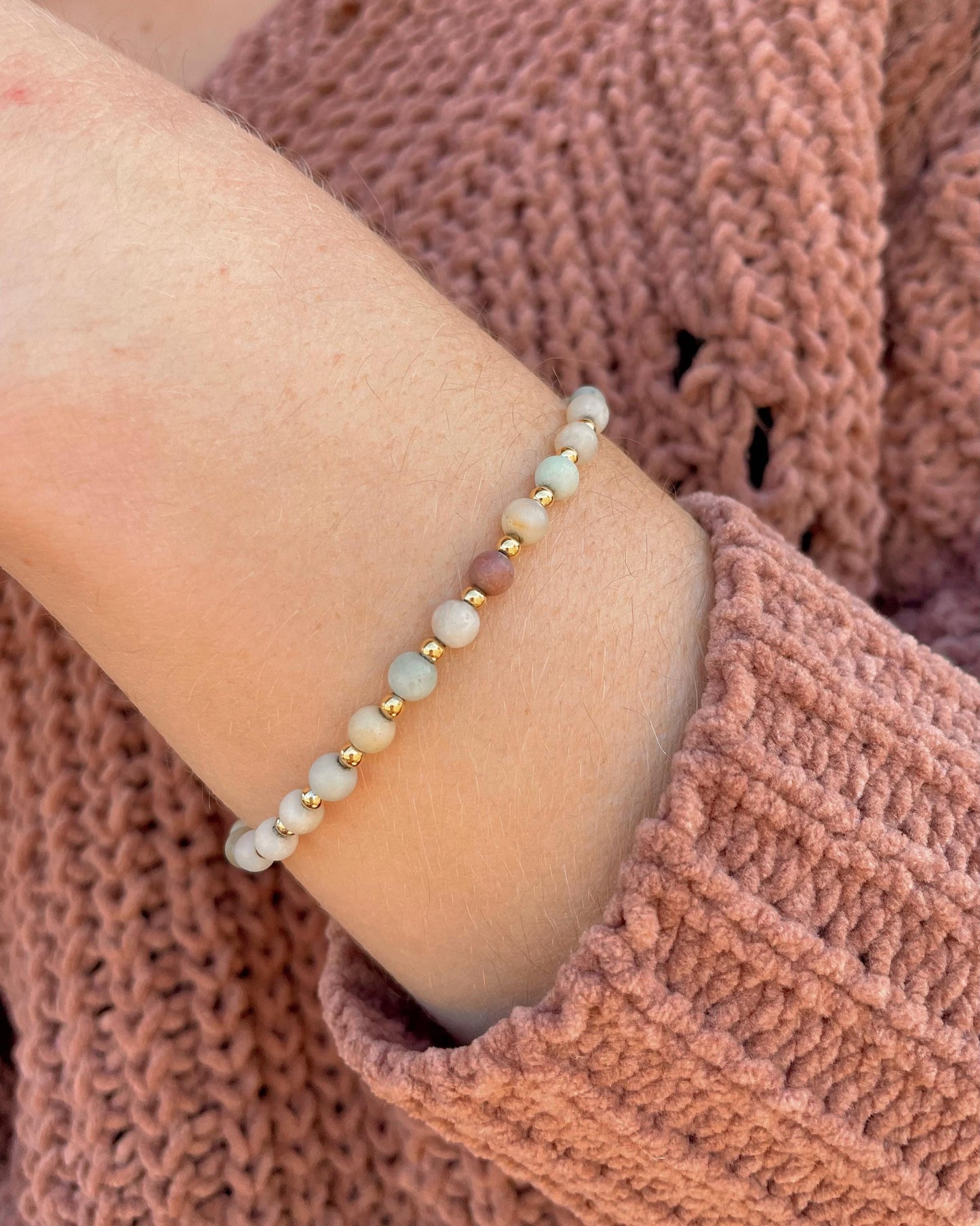 Dainty Gemstone Bead Gold Bracelet Stretch Jewelry Women Gold Filled Stacking Elastic Bracelet Boho Simple Dainty Jewelry Gift for Friend