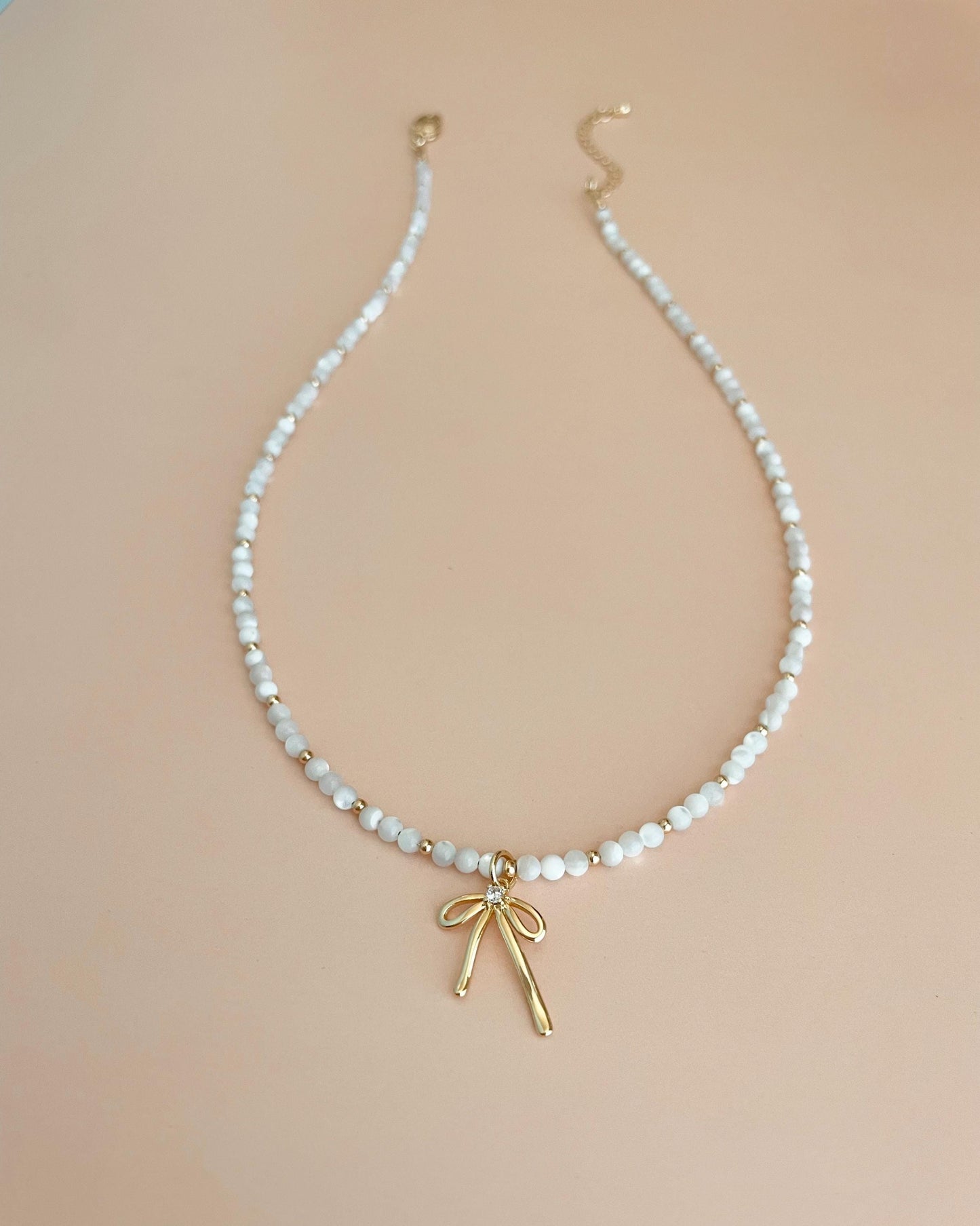 Gold Bow Necklace Non Tarnish 18k Gold Filled Necklace Beaded Mother of Pearl Jewelry Gift for Mom Minimalist Elegant Stone Necklace Dainty