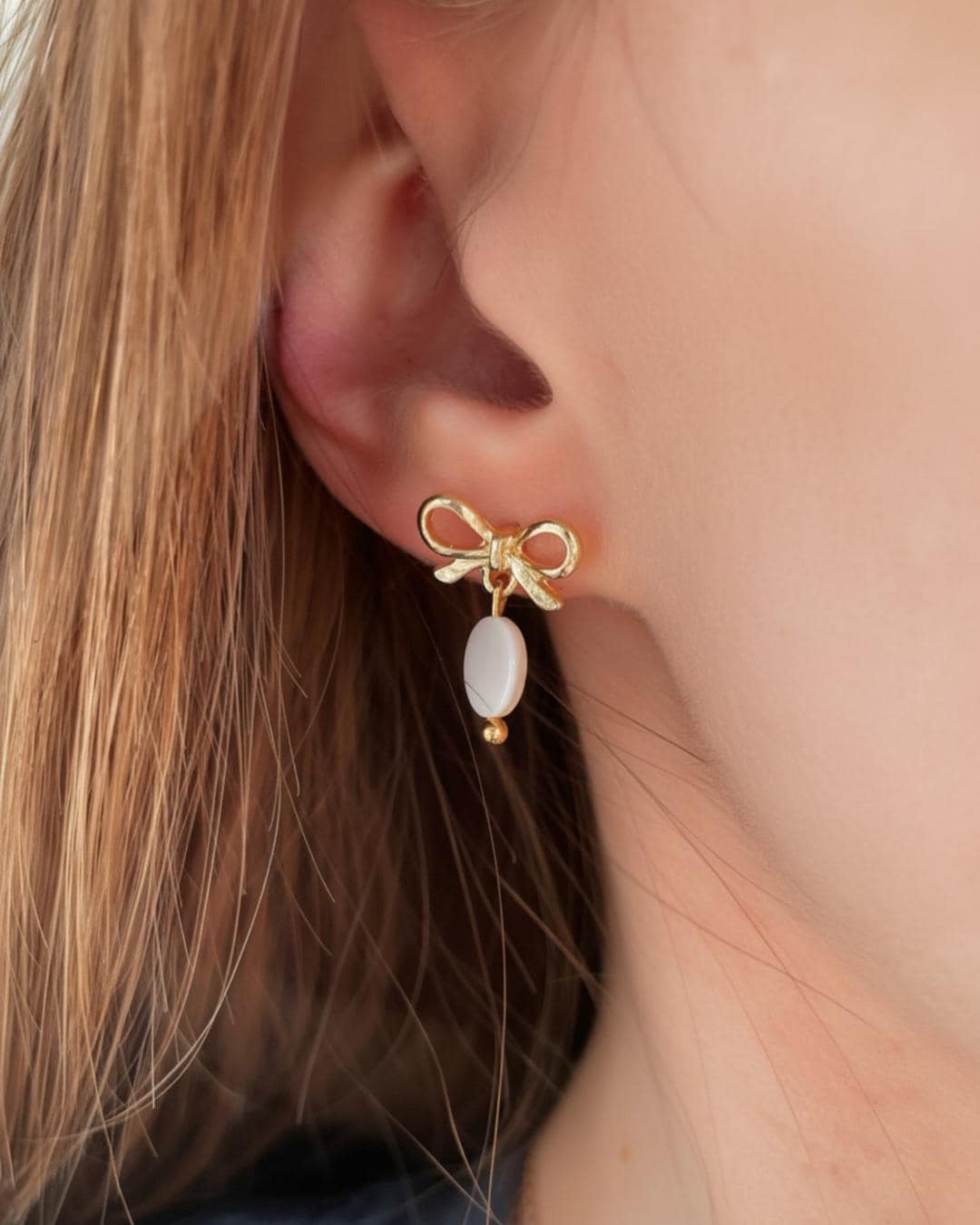 Tie the Knot Earrings for Bridesmaid Proposal Elegant Affordable Bridesmaid Gift Gold Bow Earrings Dainty Maid of Honor Jewelry Gift Favors