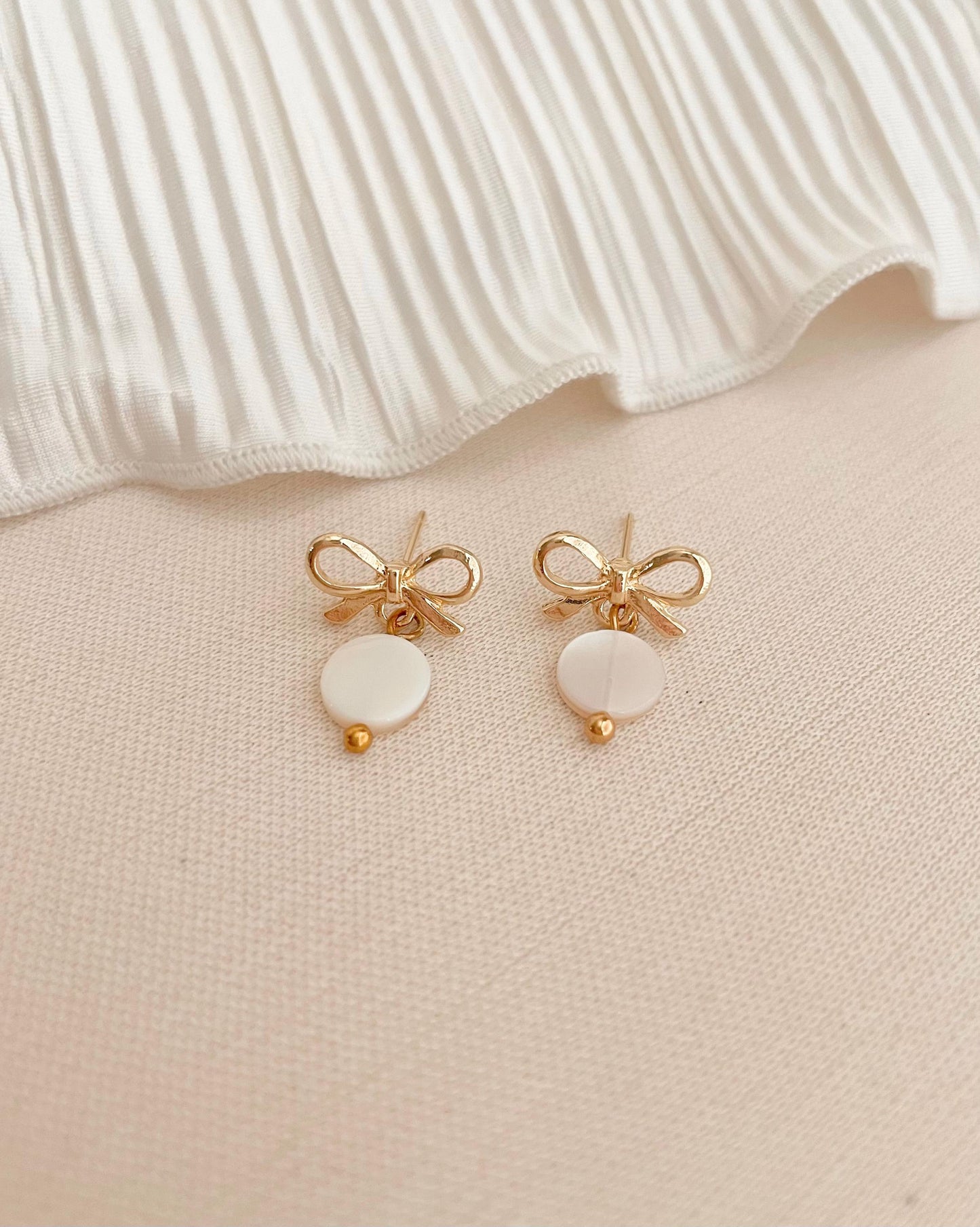 Tie the Knot Earrings for Bridesmaid Proposal Elegant Affordable Bridesmaid Gift Gold Bow Earrings Dainty Maid of Honor Jewelry Gift Favors