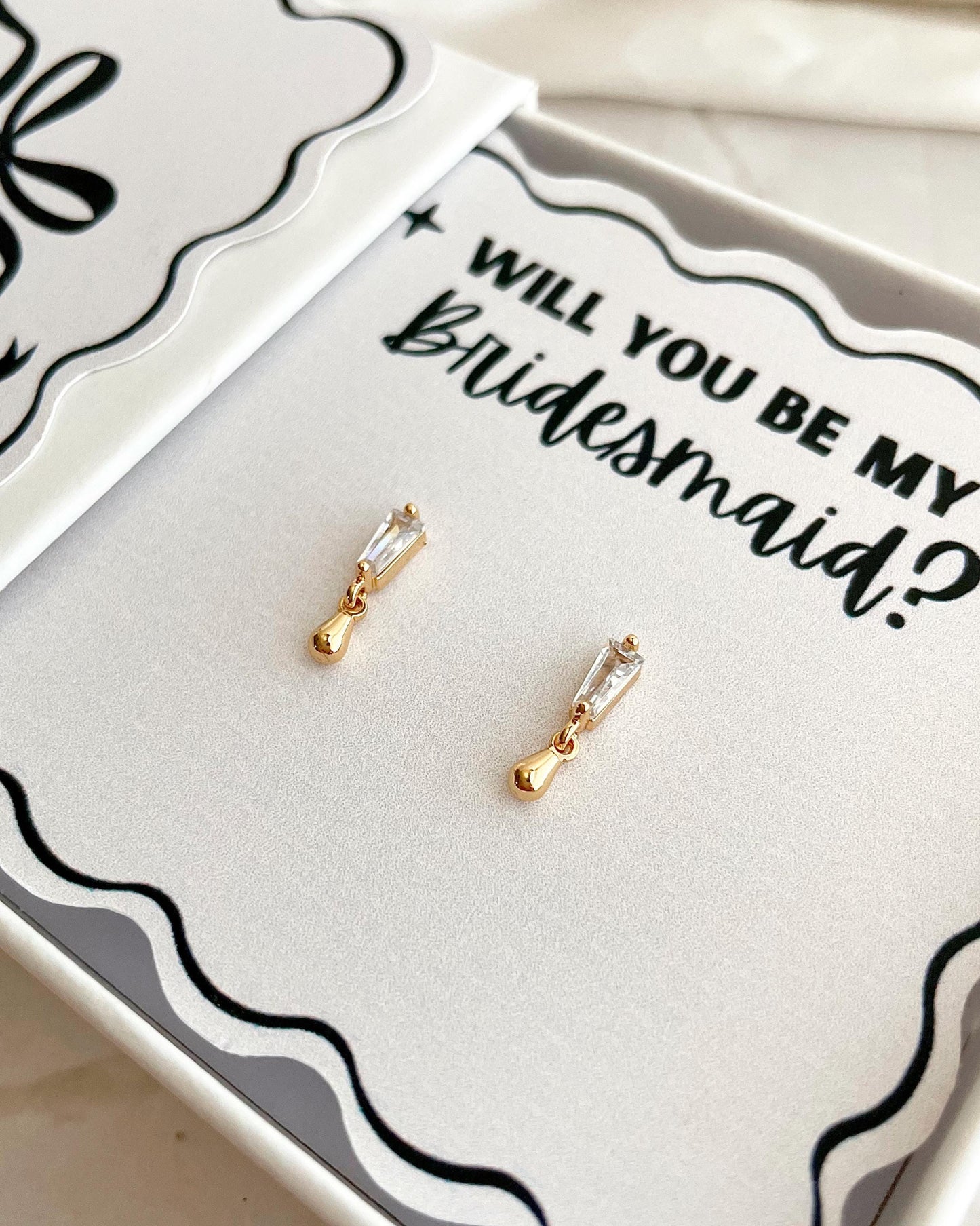 Personalized Bridesmaid Gift Box Jewelry Bridesmaid Proposal Earrings Elegant Gift for Bridesmaid 18k Gold Earrings Custom Name Favor Bulk